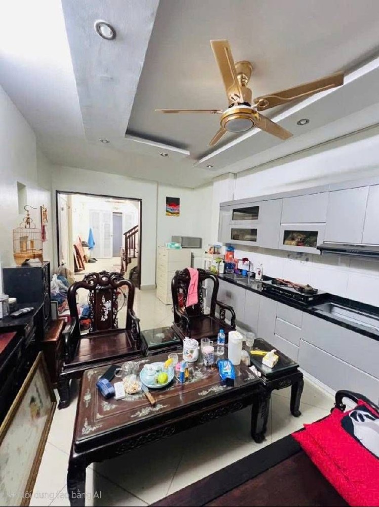 NHÀ ĐẸP LỘNG LẪY-TRUNG TÂM CẦU GIẤY – NGÕ THÔNG, NÔNG – Ô TÔ CÁCH 30M – GIÁ HỢP LÝ _52 M2