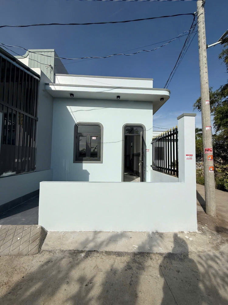 BÁN NHÀ VƯỜN 2 MẶT TIỀN – TẠI MỸ LỘC, TÂY NINH - 200M2 - CHỈ  2Tỷ100 triệu