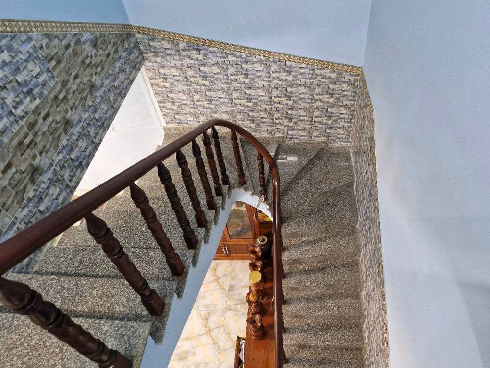 Gấp bán Nhanh Nhà 3 Tầng 79m mặt tiền đường số,gần ngã 3 Lê Văn Thịnh