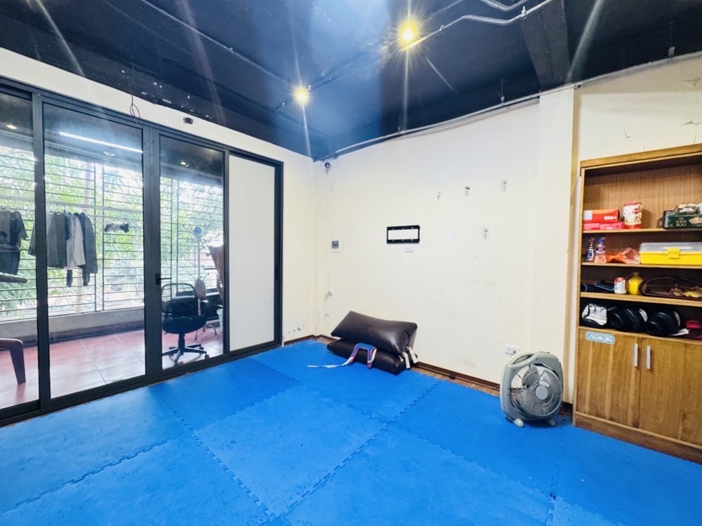 bán nhà đội cấn 45m xMT 4,5m 8,8 tỷ gần phố,dân xây