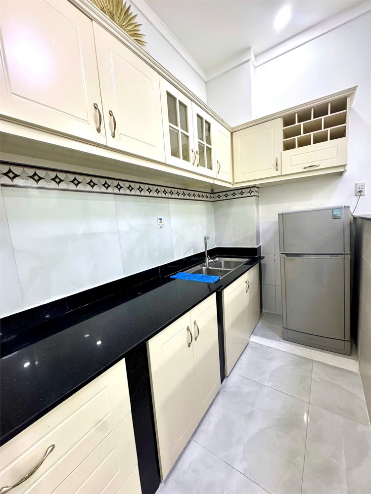 BÁN GẤP NHÀ 3 TẦNG, 4.5x9m, 3PN, HXH, 1/ THỐNG NHẤT, P11 GÒ VẤP, 5 TỶ NHỈNH (Ngay Trường Nguyễn Du)