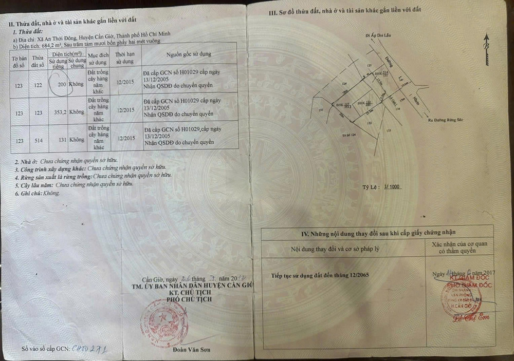 BÁN LÔ ĐẤT  CÓ DIỆN TÍCH GẦN 1000M2 TẠI TP. HCM