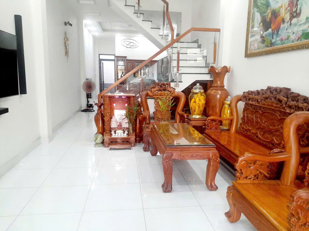 Bán nhà đường Số 4, Linh Tây, Thủ Đức, TP HCM. DT 104 m2, 3 tầng, SH. Giá 12,3 tỷ,