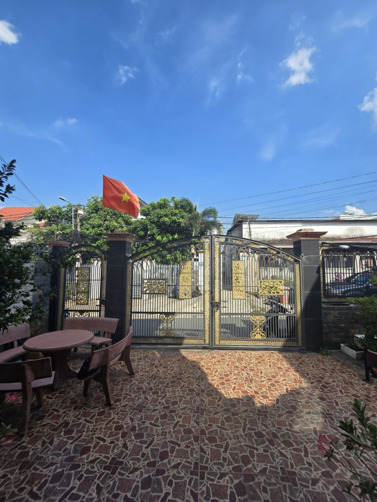 Bán Nhà Trong Ngõ Man Thiện, Tăng Nhơn Phú A, Q.9, Hồ Chí Minh - Diện Tích 200M2, 2 Tầng, Sổ Hồng,