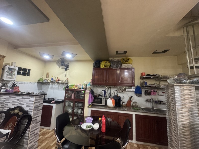 Bán nhà đường số 3, Trường Thọ, Thủ Đức, TP HCM. DT 160m2, 2 tầng, 7 phòng ngủ, giá 10.15 tỷ