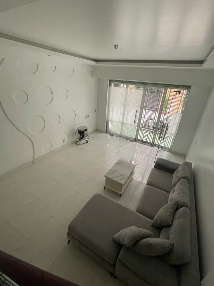 Bán Nhà Phố Tây Văn Cao , Hải Phòng – Vị Trí Đẹp – Có Vỉa Hè – Gara Ô Tô – Phù Hợp Ở, Kinh Doanh,