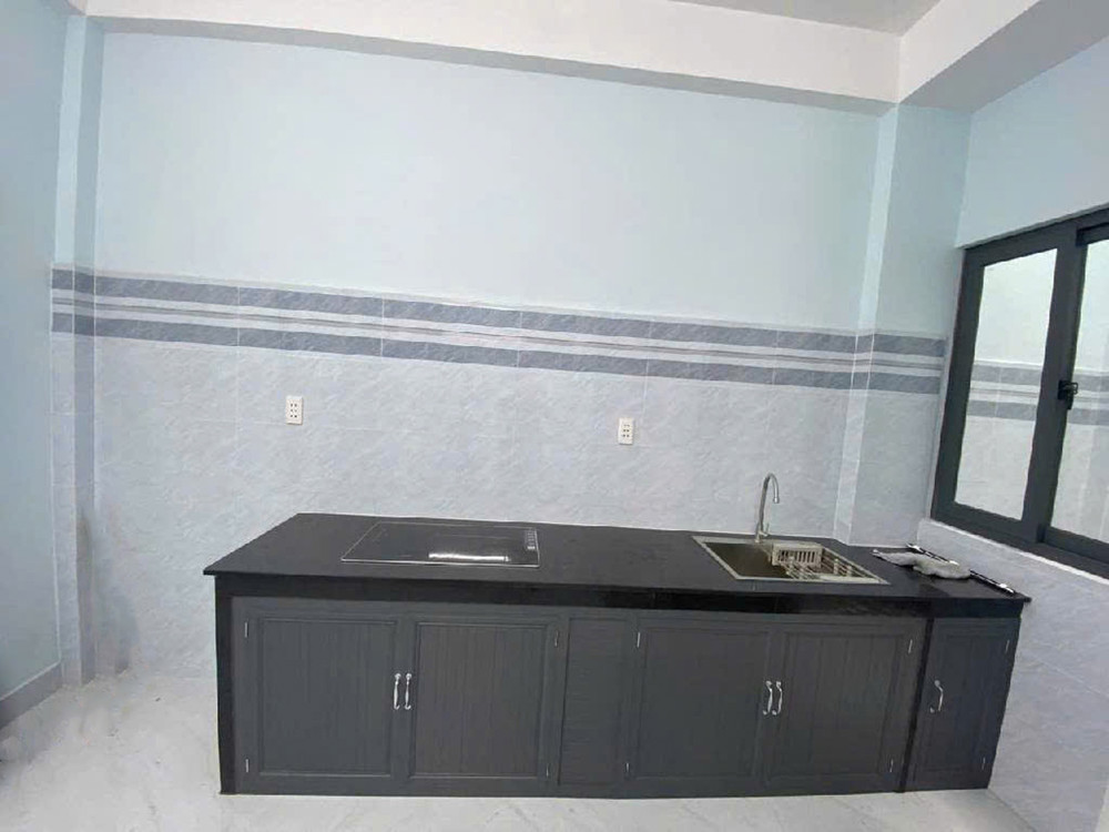 H1728 💥 Giảm 610tr! sát chợ Hạnh Thông Tây, SHR, Vuông, HXH, 3 tầng, 4x15m, 7.x tỷ