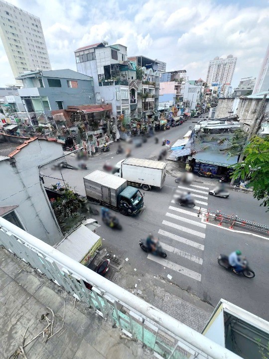 Nhà MT 4m×17,8m - 77m2 Nguyễn Biểu Q5, Giá : 26,3 Tỉ (TL)