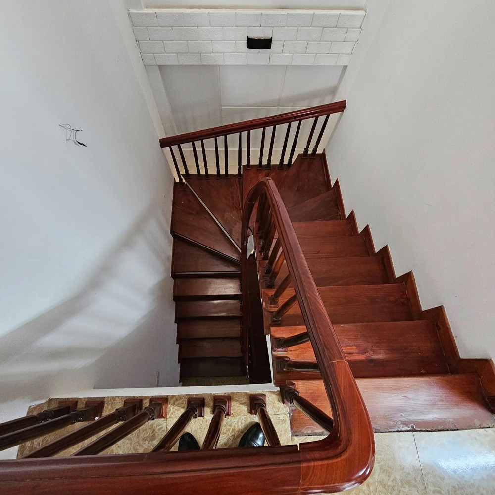 PHÂN LÔ HOÀNG HOA THÁM 52M 5T LÔ GÓC 2 THOÁNG – NGÕ THÔNG RỘNG- KINH DOANH GIÁ  14,3 
TỶ