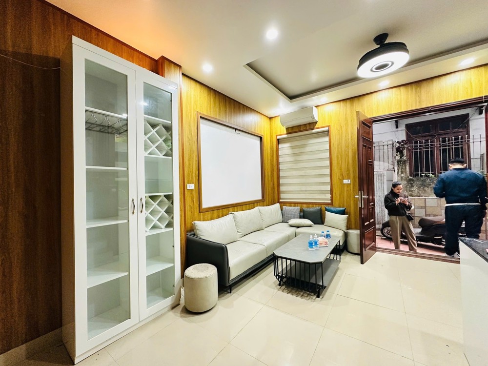 CỰC VIP -HIẾM Ô TÔ TRÁNH VÀI BƯỚC CHÂN PHỐ PHẠM VĂN ĐỒNG 30M 6T MT4,6M NHỈNH 8 TỶ- TIỆN ÍCH NGẬP