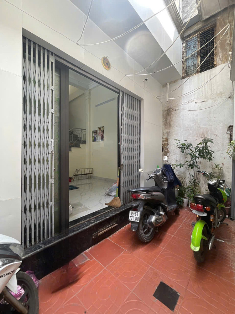 Bán Nhà Trần Nguyên Hãn – Gần Chợ Đôn – Nhà Độc Lập 3,5 Tầng – Giá Chỉ 2 Tỷ 050 Triệu – Sổ Đỏ Chính