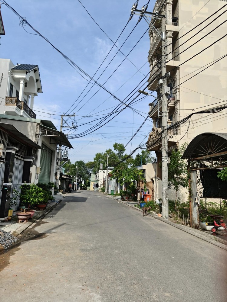 Bán đất mặt tiền 11.8x22m giá 12,5 tỷ Đường 10m Hương Lộ 80B