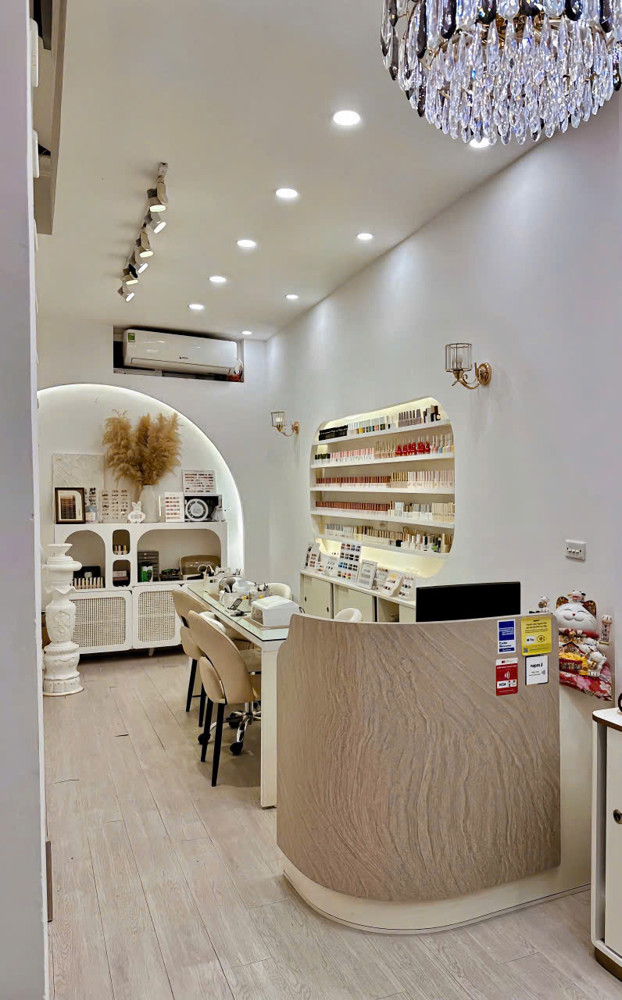 SANG NHƯỢNG TIỆM NAIL – VÀO LÀM NGAY – KHU NGUYỄN TRI PHƯƠNG, BA ĐÌNH, HÀ NỘI