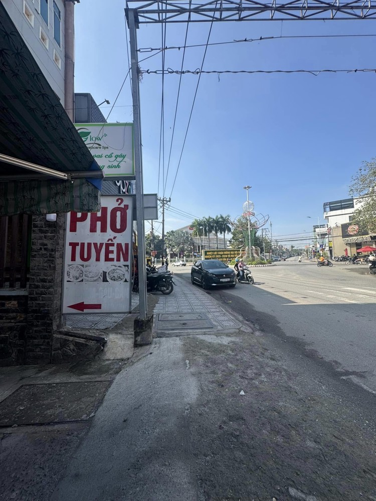 CHO THUÊ NHÀ MẶT TIỀN KHU TRUNG TÂM PHƯỜNG LÁI THIÊU – KINH DOANH ĐA NGÀNH NGHỀ