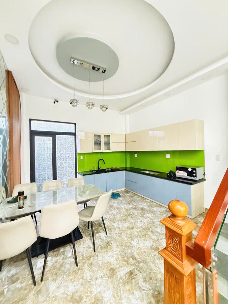 🔥 BÁN NHÀ MỚI 3 TẦNG – HẺM Ô TÔ – NGAY CẦU BÀ THE – TÔ NGỌC VÂN – Q12 🔥
💥 Vào ở ngay – Sổ hồng