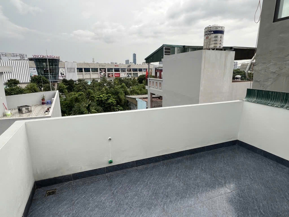 NHÀ MỚI FULL CÔNG NĂNG – THANG MÁY CHẠY VÙ VÙ – KẾ CẬN QUẦN THỂ VINHOMES SĐT 0972.078.667