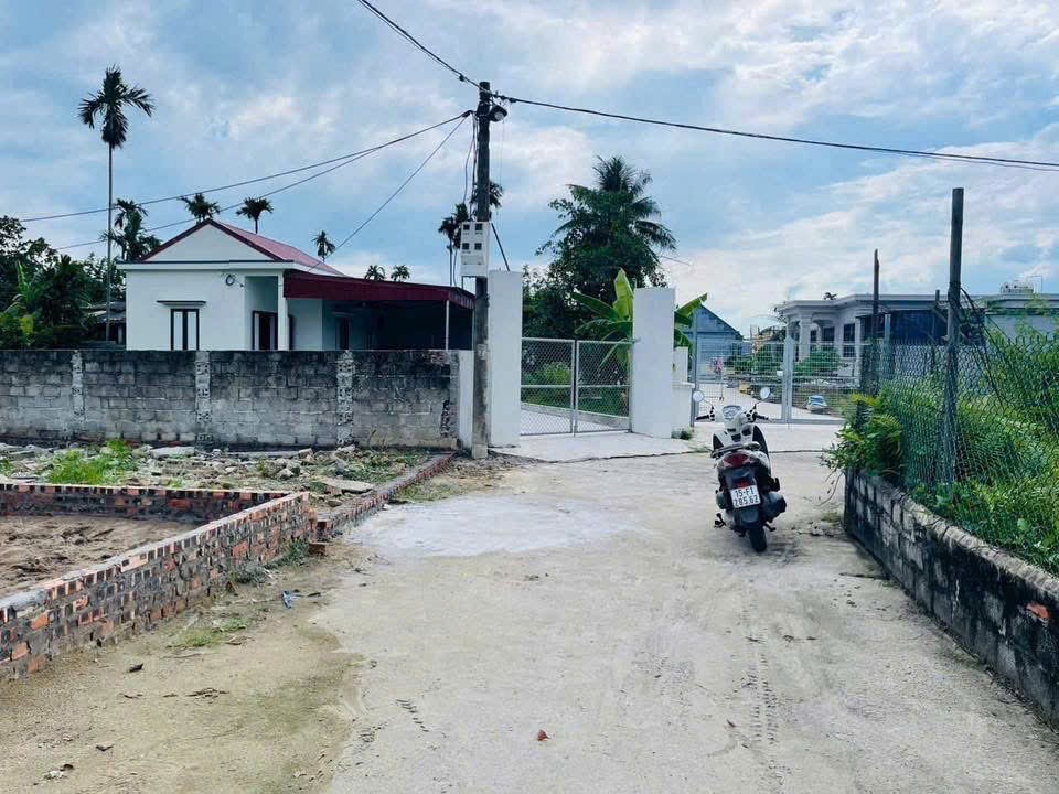 ĐẤT NGŨ PHÚC GẦN KHU CÔNG NGHIỆP – NGÕ Ô TÔ HƠN 4M – GIÁ ĐẦU TƯ 1.2XX TỶ  ZALO 0567 222 555