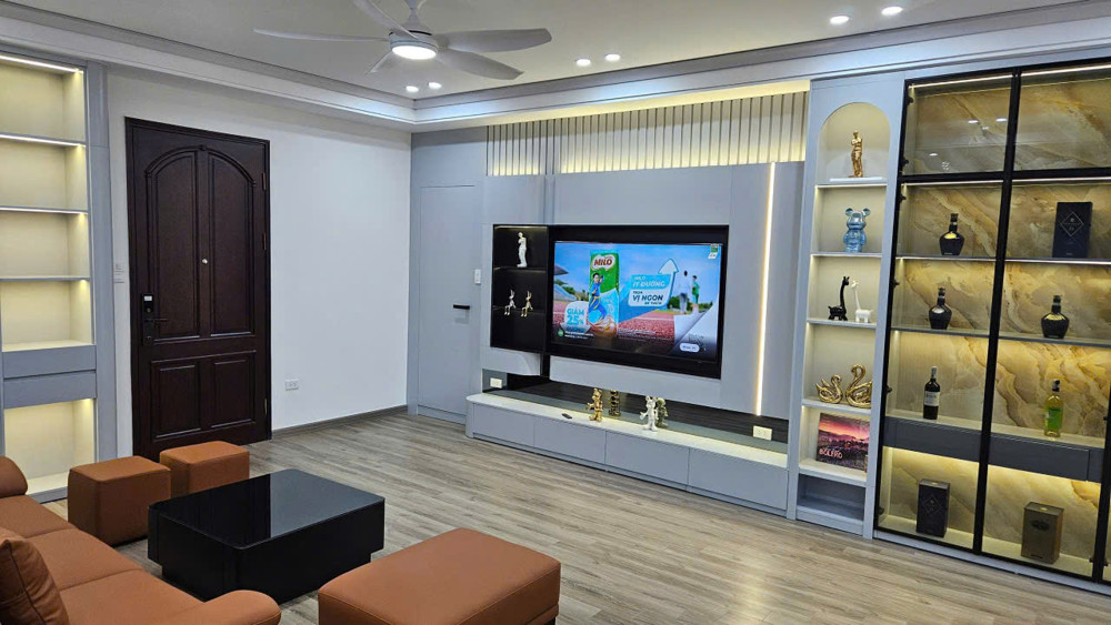 Cần bán SĐCC căn hộ 17T Trung Hòa Nhân Chính 120m², thiết kế 3PN 2WC, 12.5 tỷ Full đồ