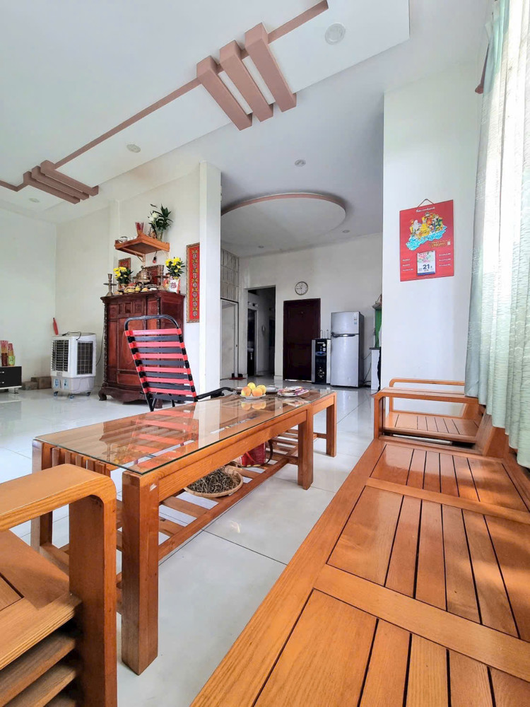 MẶT TIỀN KINH DOANH ĐỈNH – LÔ GÓC 2MT – 1T2L – DT 102M² (NGANG 7.5M)