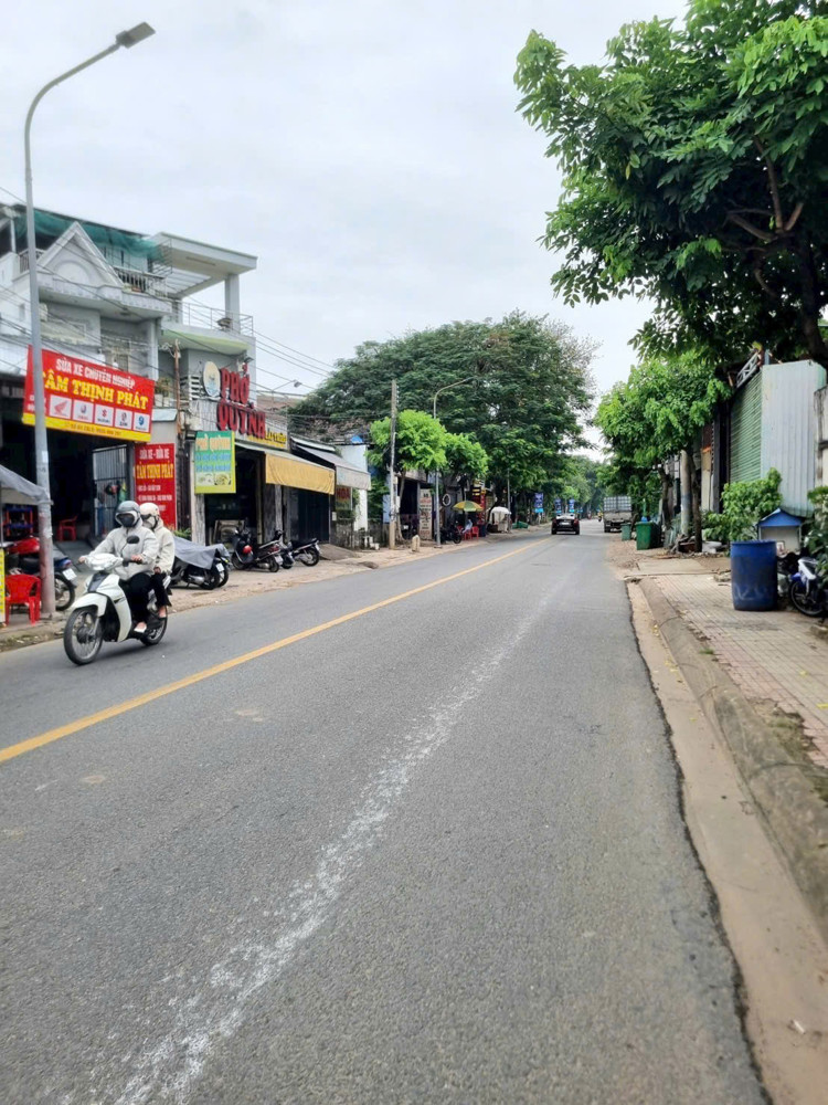 MẶT TIỀN KINH DOANH ĐỈNH – LÔ GÓC 2MT – 1T2L – DT 102M² (NGANG 7.5M)