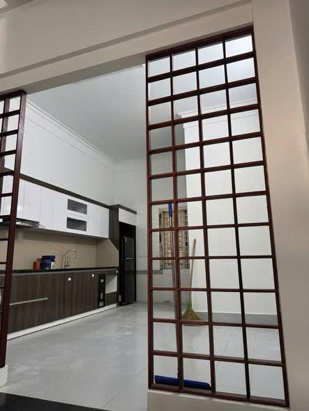 CHO THUÊ NHÀ 5 TẦNG MẶT ĐƯỜNG HOÀNG VĂN THỤ – SÁT QUẢNG TRƯỜNG 3/2 – BẮC GIANG