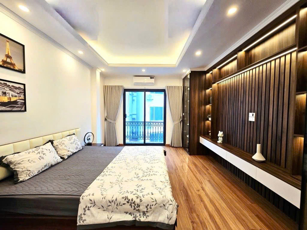 Nhà Xuân La 43m, 6 tầng, full nội thất, thang máy! Nhà mới xách Vali đến ở!