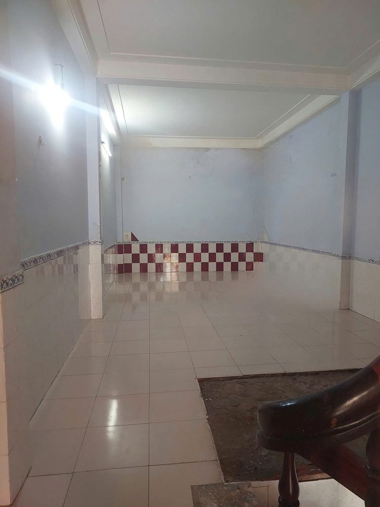 Bán nhà mặt tiền đường Dương Thị Mười phường Tân Thới Hiệp Quận 12, kinh doanh tốt, dòng tiền cao