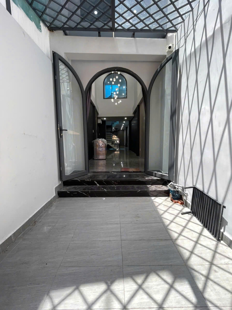 Bán nhà mới 67.5m2 ngay chợ Rạch Ông Đường xe tải tới nhà P2Q8