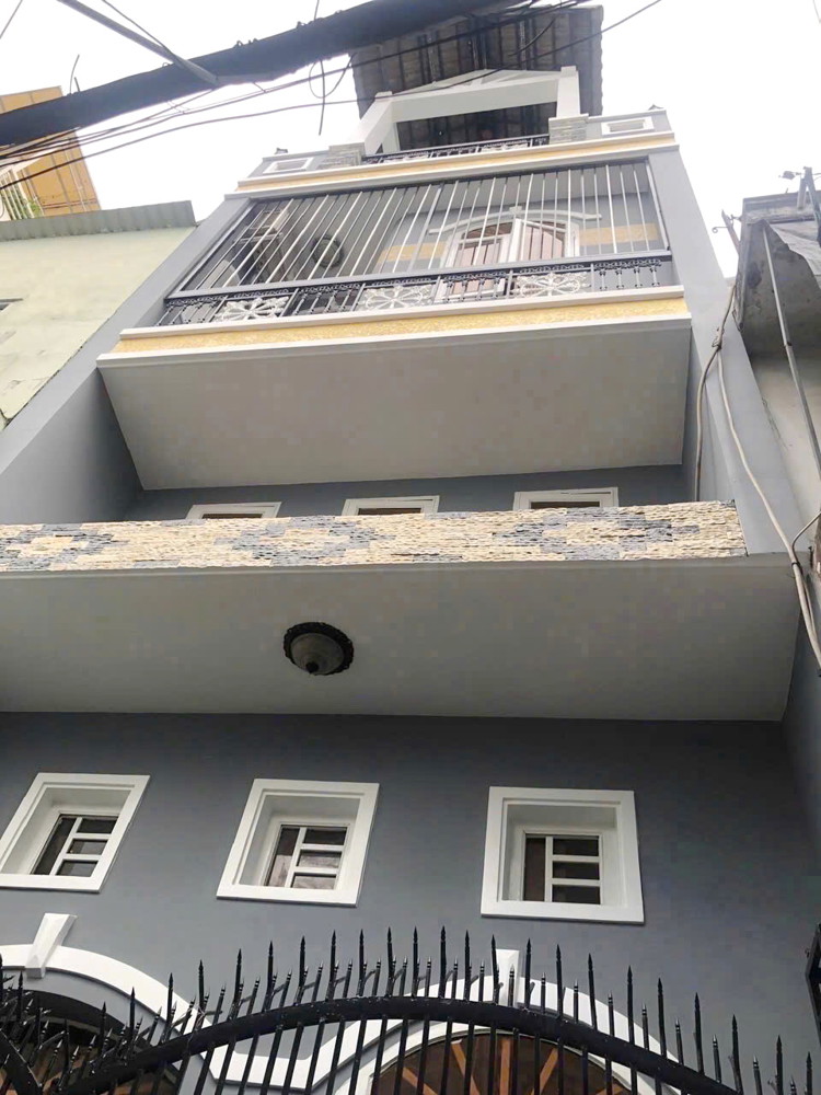 Nhà gần MT Ba Đình 3 lầu, Giá : 7,5 Tỉ (TL)