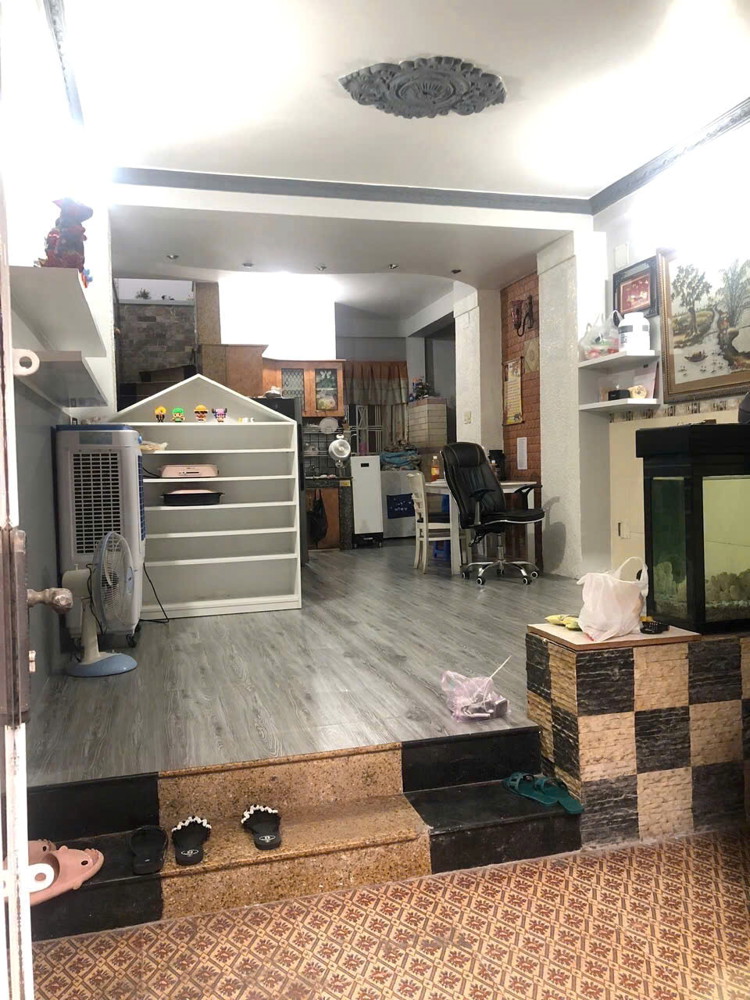 Nhà gần MT Ba Đình 3 lầu, Giá : 7,5 Tỉ (TL)