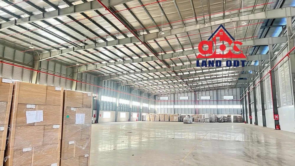 XT140 nhà xưởng sản xuất khung thép kiên cố, thích hợp đâu tư DN FDI. trống xưởng