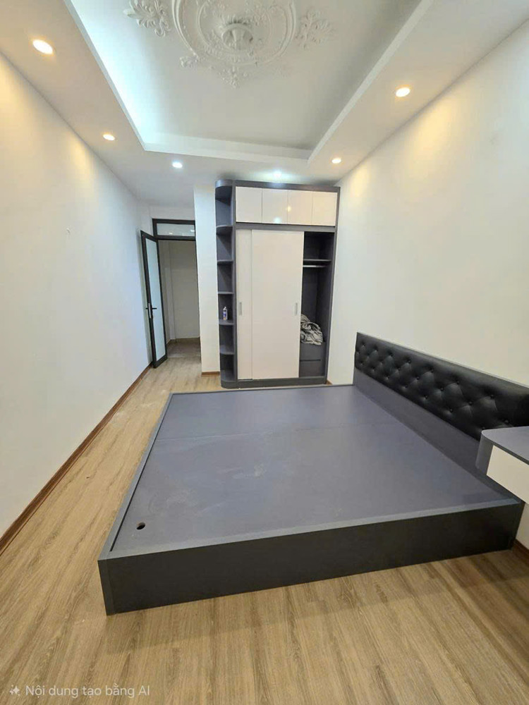 BÁN NHÀ XÃ ĐÀN 5 TẦNG 22M GẦN Ô TÔ GIÁ HƠN 7 TỶ, CÁCH VÀI BƯỚC CHÂN LÀ RA PHỐ