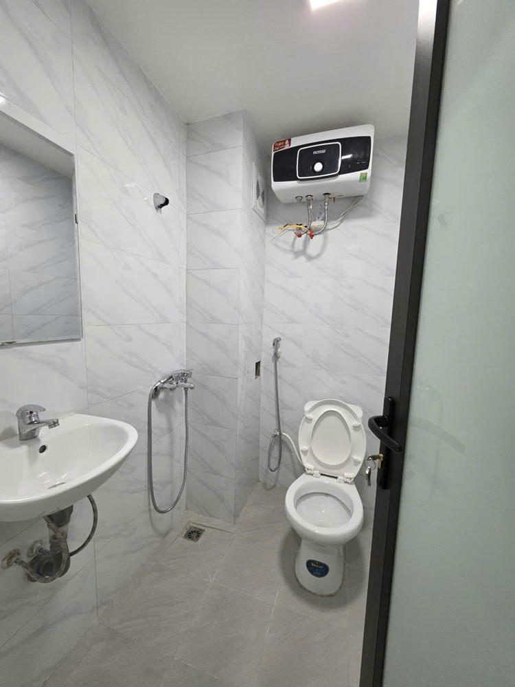 BÁN NHÀ XÃ ĐÀN 5 TẦNG 22M GẦN Ô TÔ GIÁ HƠN 7 TỶ, CÁCH VÀI BƯỚC CHÂN LÀ RA PHỐ