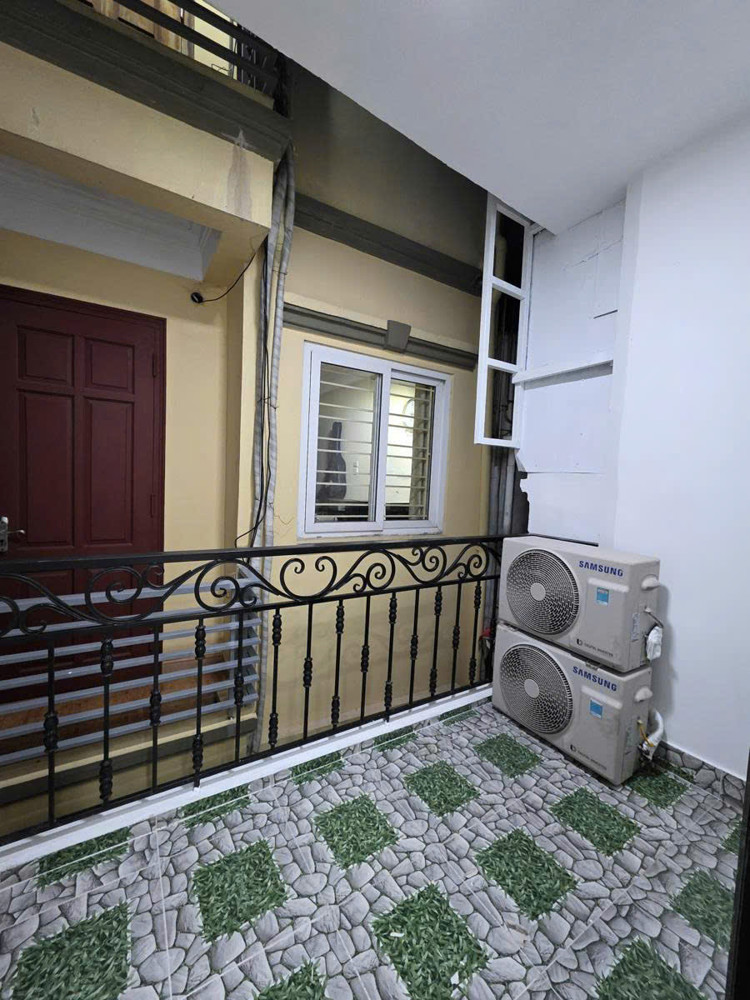 BÁN NHÀ XÃ ĐÀN 5 TẦNG 22M GẦN Ô TÔ GIÁ HƠN 7 TỶ, CÁCH VÀI BƯỚC CHÂN LÀ RA PHỐ