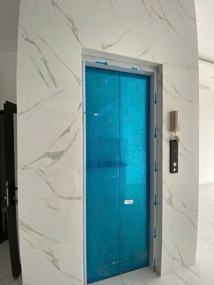 Chính Chủ BánNgôi Nhà Đẹp Ô Tô đỗ cửa Thang Máy Xịn – Cạnh Phùng Khoang 9,25 Tỷ SĐT 0972.078.667