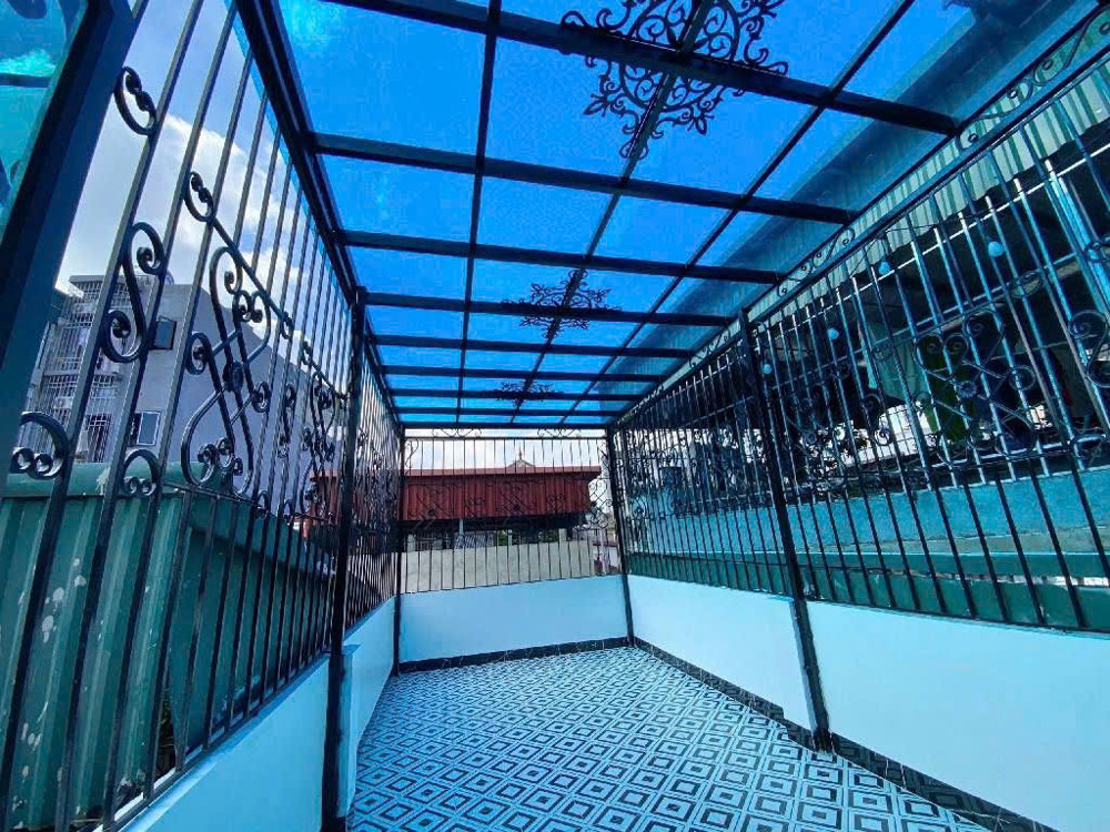 Chính Chủ BánNgôi Nhà Đẹp Ô Tô đỗ cửa Thang Máy Xịn – Cạnh Phùng Khoang 9,25 Tỷ SĐT 0972.078.667