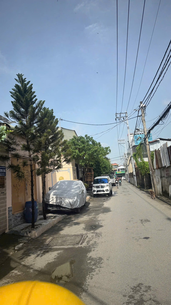 Bán Nhà Hẻm Xe Hơi Đường Quốc Lộ 13 80m2 Ngang 5m Ngay Khu Hồng Long Chỉ 5,6 Tỷ