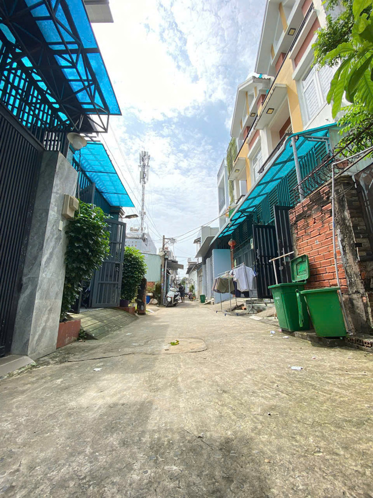 Bán Nhà Hẻm Xe Hơi Đường Quốc Lộ 13 80m2 Ngang 5m Ngay Khu Hồng Long Chỉ 5,6 Tỷ