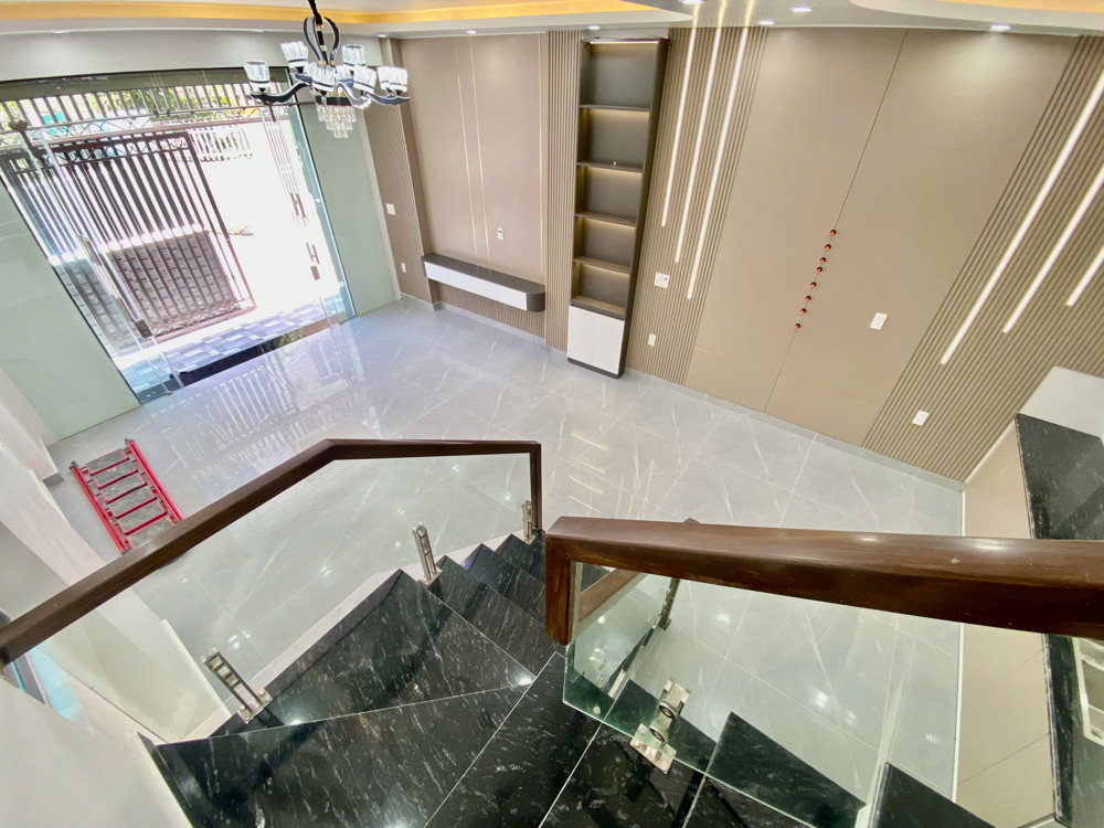 Bán Nhà 3 Tầng Mới Xây Trung Tâm Lạch Tray – Vị Trí Đẹp – Giá Tốt – Pháp Lý Rõ Ràng