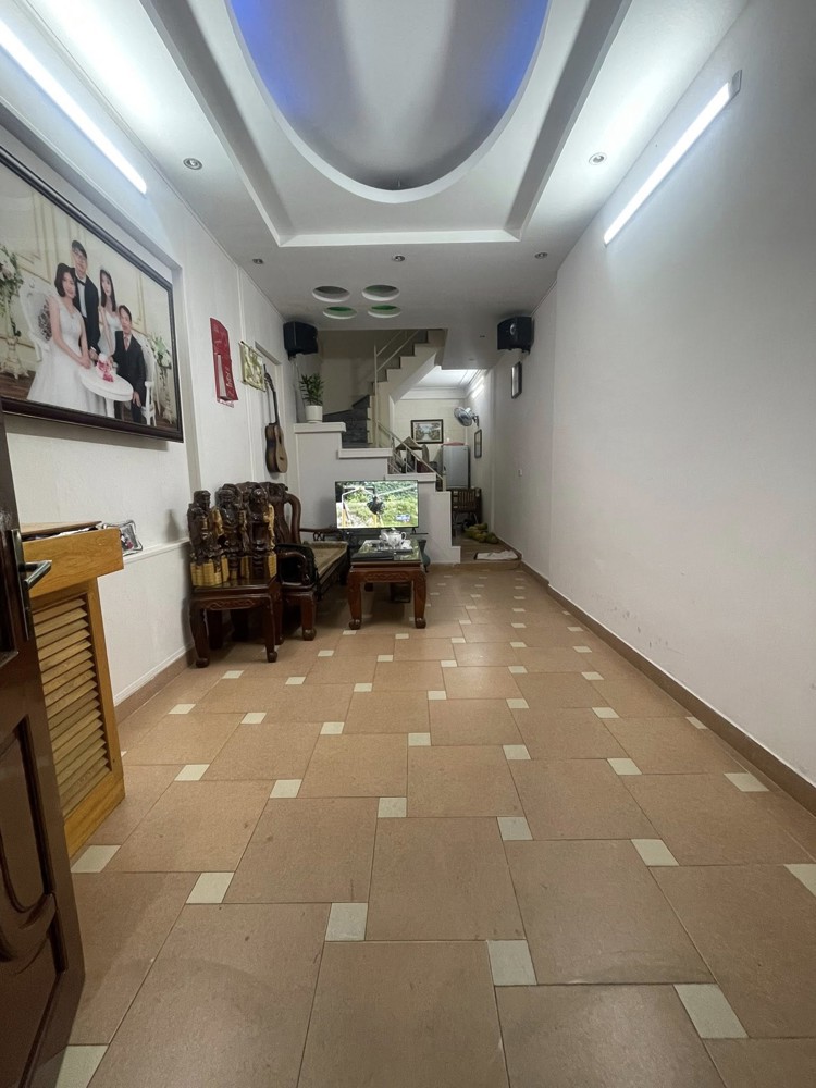 Bán Nhà Ngõ 168 Kim Giang-39m*4tầng-Cạnh Khu Đô thị-Gần Đại học Thăng Long. 8,9 tỷ