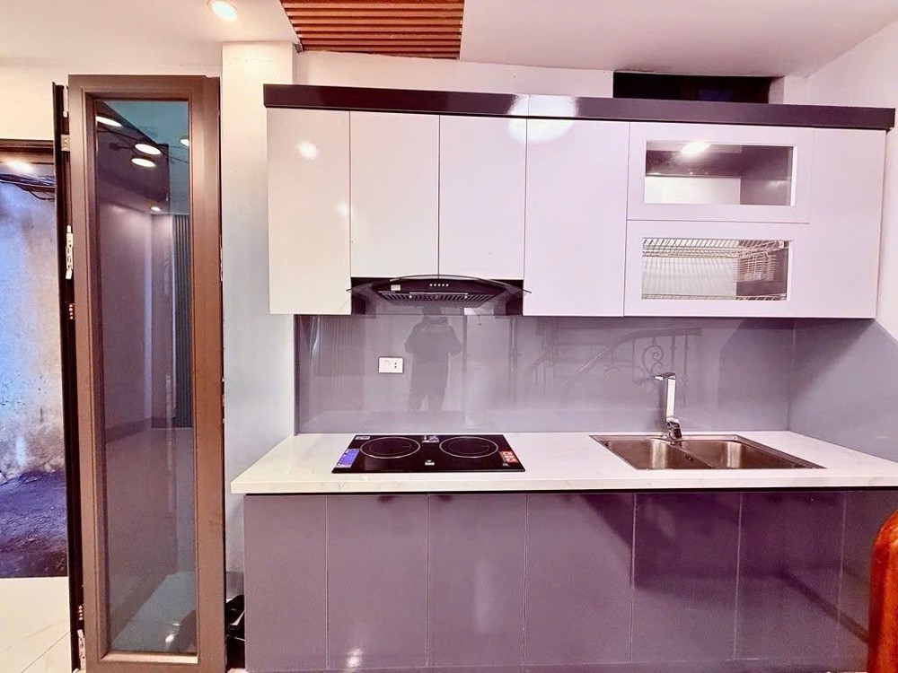 Bán Nhà Kim Hoa 27m2. 4 tầng. mặt tiền 6.5m. giá 7.85 tỷ Đống Đa Hà Nội