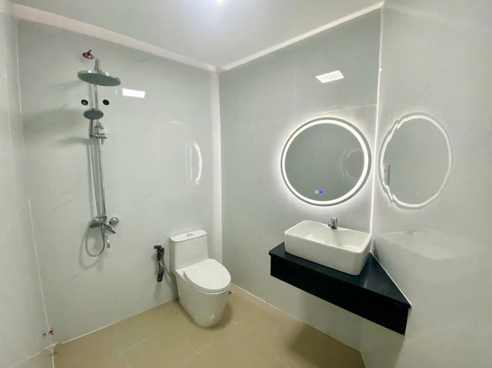 Căn Nhà Mới Ngay Trung Tâm Nha Trang Chỉ 2ty180 Siêu Rẻ