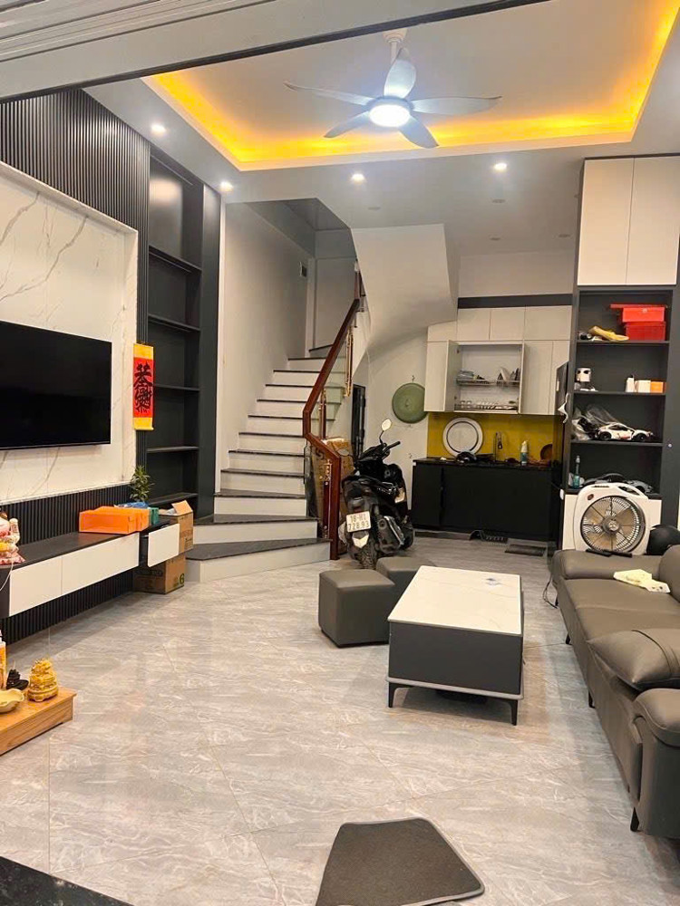 🔥 Bán Nhà Cách phố vài bước – Dân Xây Chắc Chắn – Tiện ích đầy đủ – Dọn về ở luôn hoặc Đầu tư cho