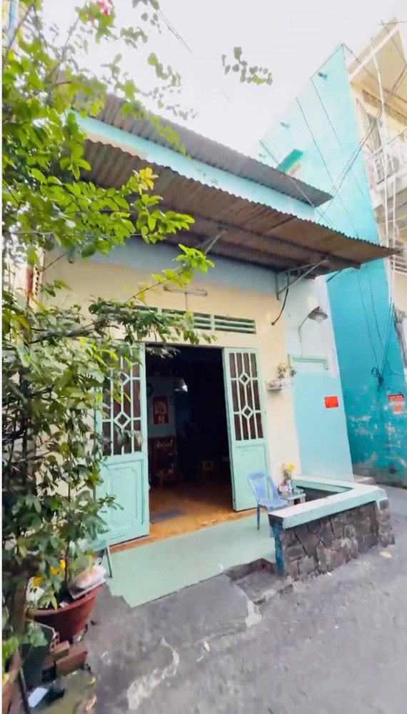 Nhà 5x9m nhà cũ tiện xây mới Hưng Phú P8Q8