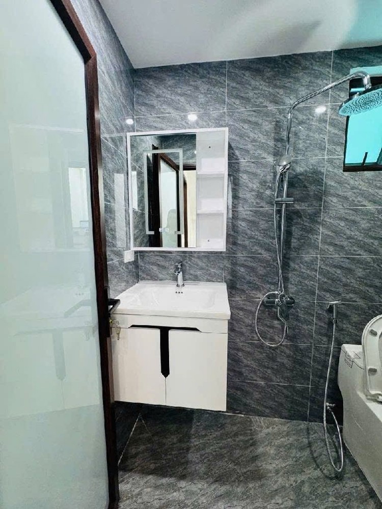 Bán Nhà Đê Trần Khát Chân 29.6m2. 4 tầng. mặt tiền 5m. giá 7.95 Tỷ Hai Bà Trưng Hà Nội ,