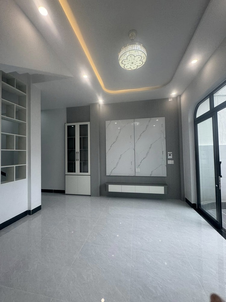 BÁN NHÀ MẶT TIỀN LÊ VĂN HƯNG – TP QUY NHƠN