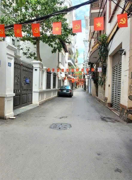 CẦN BÁN GẤP TRƯỚC TẾT NHÀ HOÀNG HOA THÁM , BA ĐÌNH, DIỆN TÍCH 35M2 NHÀ 6 TẦNG