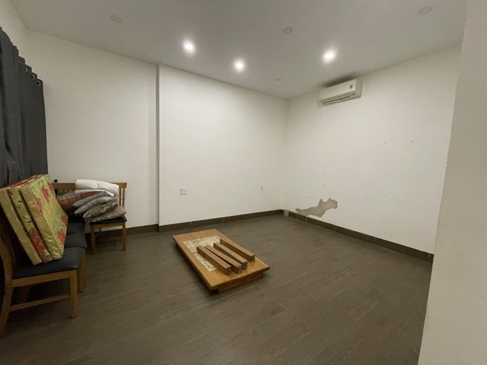 Cho Thuê Nhà Mặt Tiền đường Trưng Nữ Vương Hải Châu Đà Nẵng ngang 6m dt 132 m2