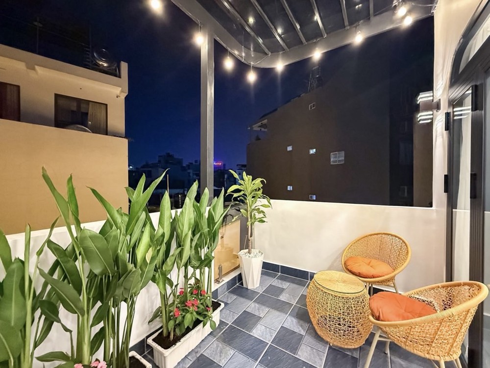 🌸 NHÀ MỚI 4 TẦNG SIÊU ĐẸP CMT8 20M2 (3X7) 3PN 3WC - 4.69 TỶ