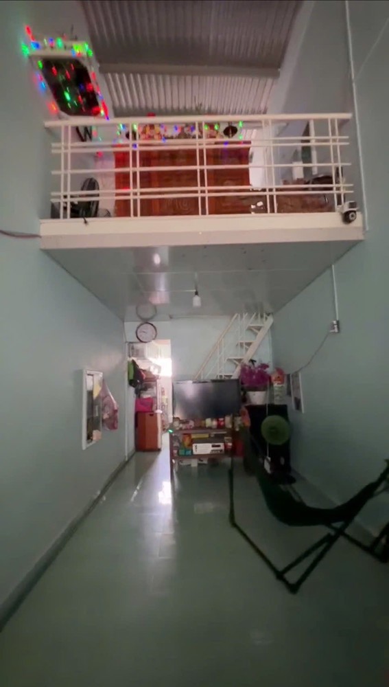 BÁN NHÀ CẤP 4 CÓ GÁC LỬNG ĐƯỜNG Ô TÔ NGUYỄN HOÀNH VĨNH NGUYÊN